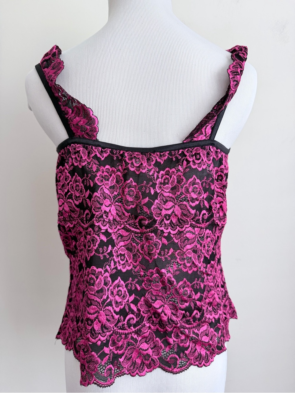 Cache pink black Lace Cami Top whimsical witchy M NWT - Picture 2 of 5